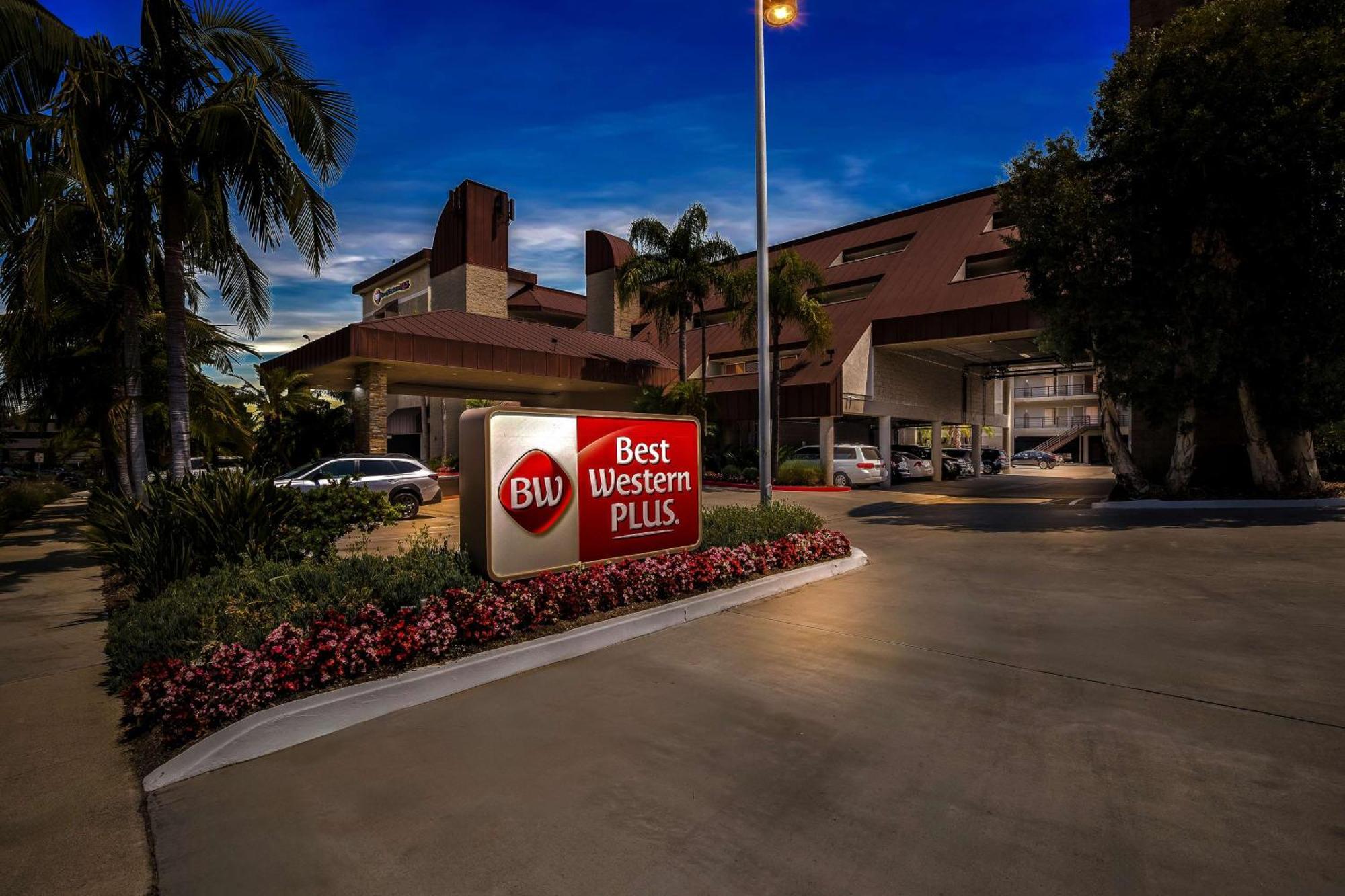 Best Western Plus Irvine Spectrum Hotel Lake Forest Exterior photo